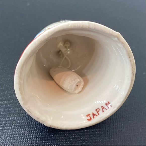 Vintage Porcelain Santa Bell Seasons Greetings Ornament Bell Made In Jap… - Picture 3 of 7